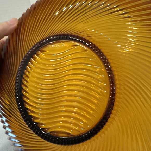 Vintage Amber Glass Centerpiece Large Bowl Swirl Pattern Sawtooth Edge France - Picture 6 of 9
